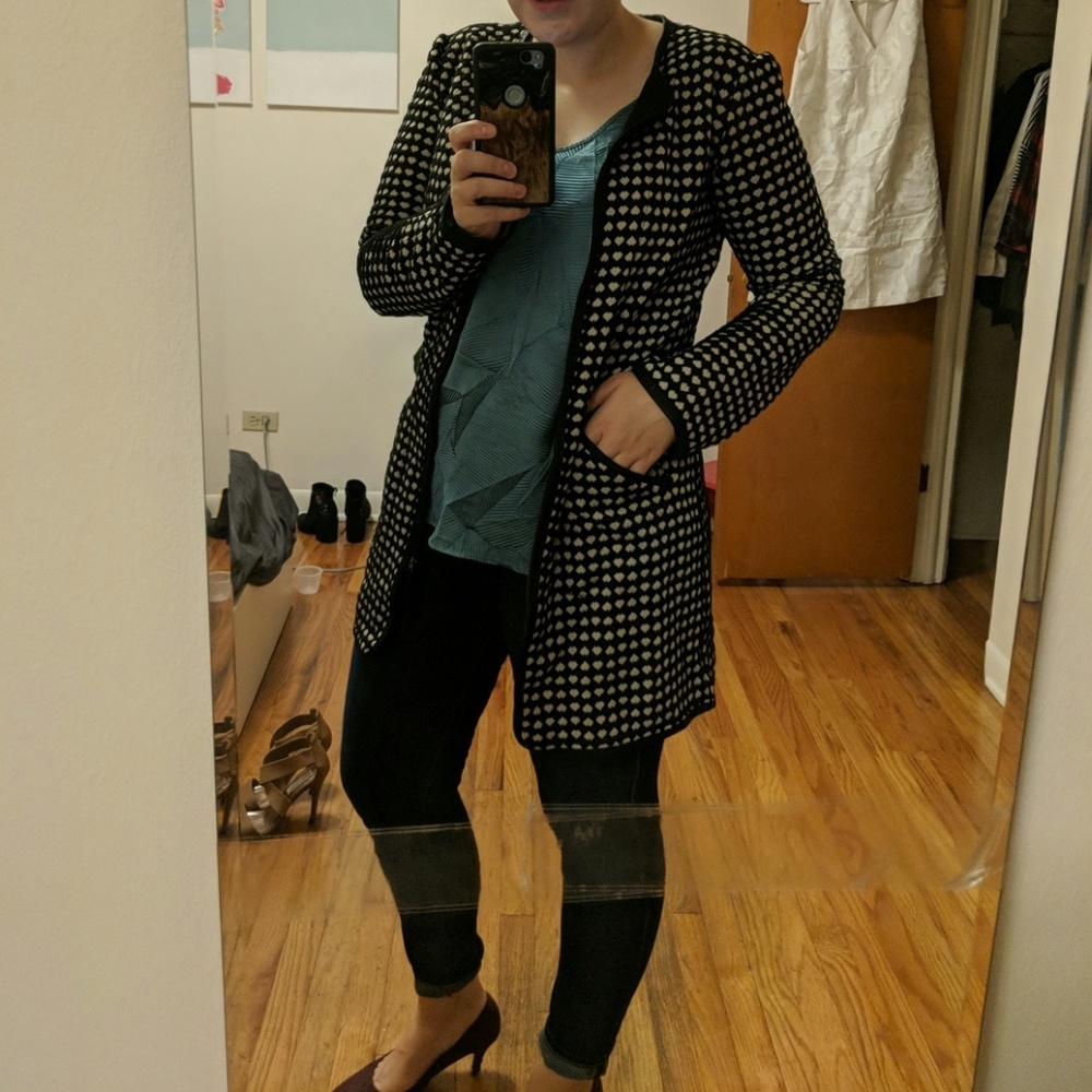 Nordstroms heart patterned cardigan w/ pockets!